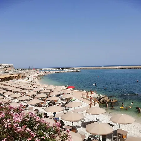 Vakantiehuis Tre Metri Sopra Il Mare Bisceglie