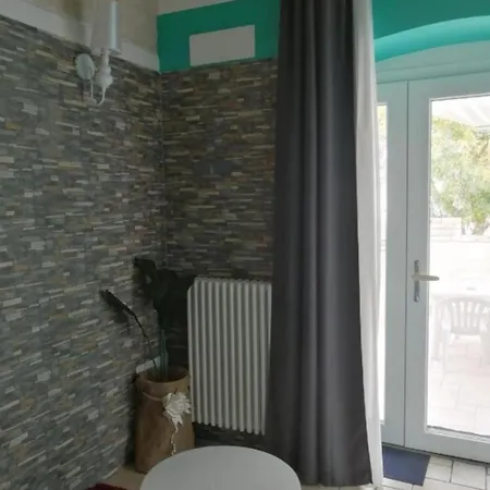 Tre Metri Sopra Il Mare Vakantiehuis Bisceglie